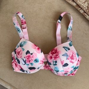 Victoria’s Secret Very Sexy Push-Up